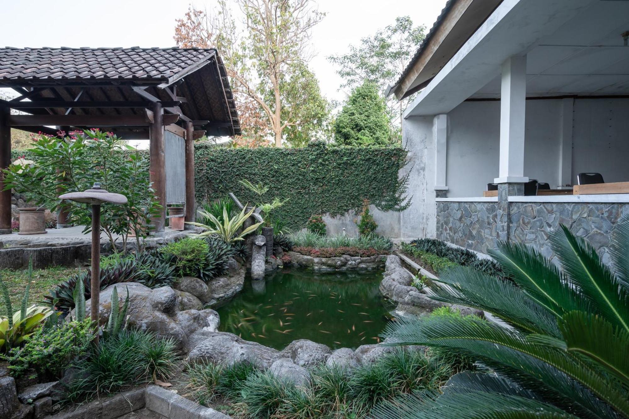 Super Oyo 1778 Omah Duwet Hotel Beran Kidul Exterior photo
